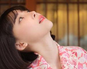 Kang Inkyung又来搞事情了，这次她用嘴示范无圣光图包的新气象！